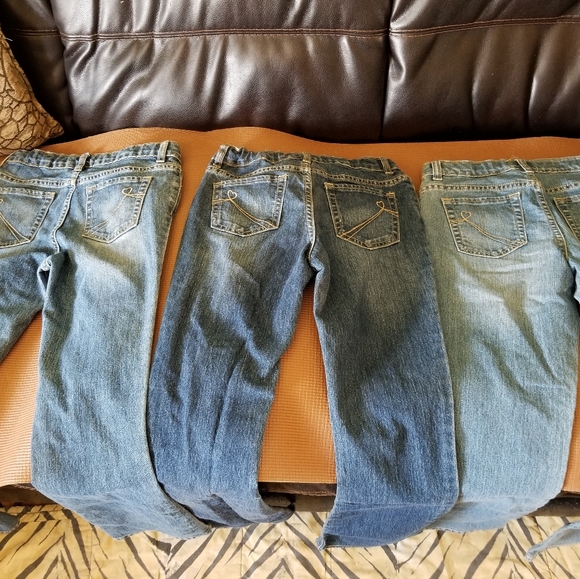 Children's Place bootcut jeans 3 pairs - Picture 4 of 4